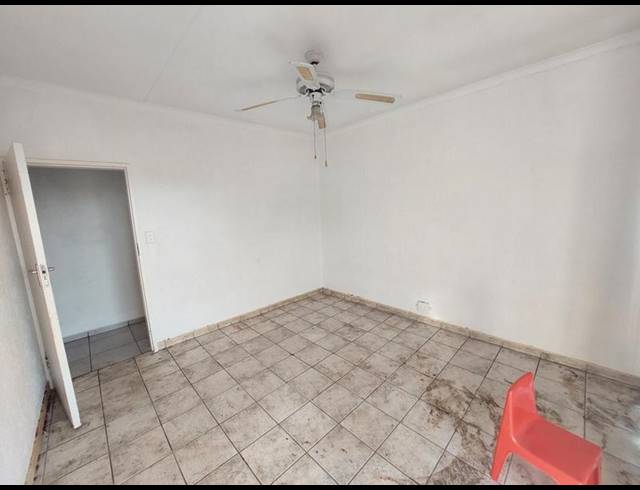 2 BEDROOM PROPERTY TO RENT IN LAUDIUM